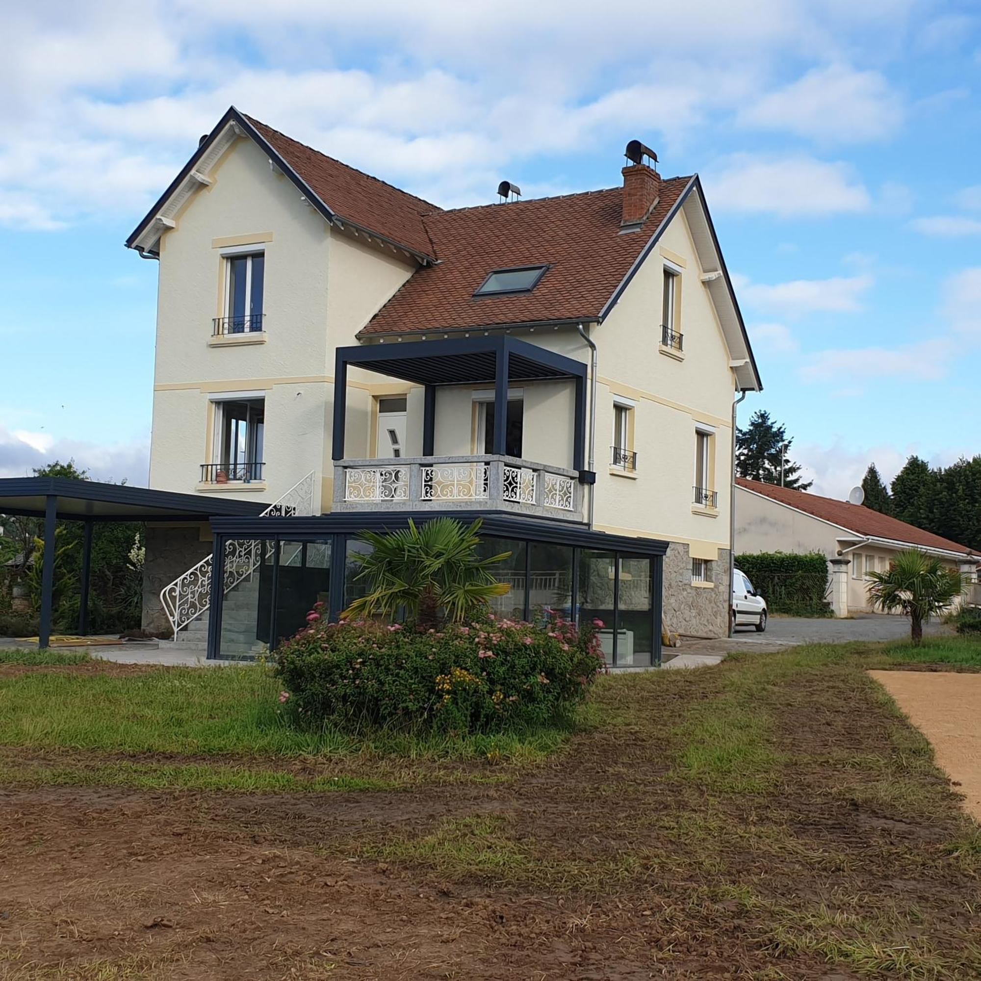Logis Hotel Restaurant Cruzel Maurs Exteriör bild