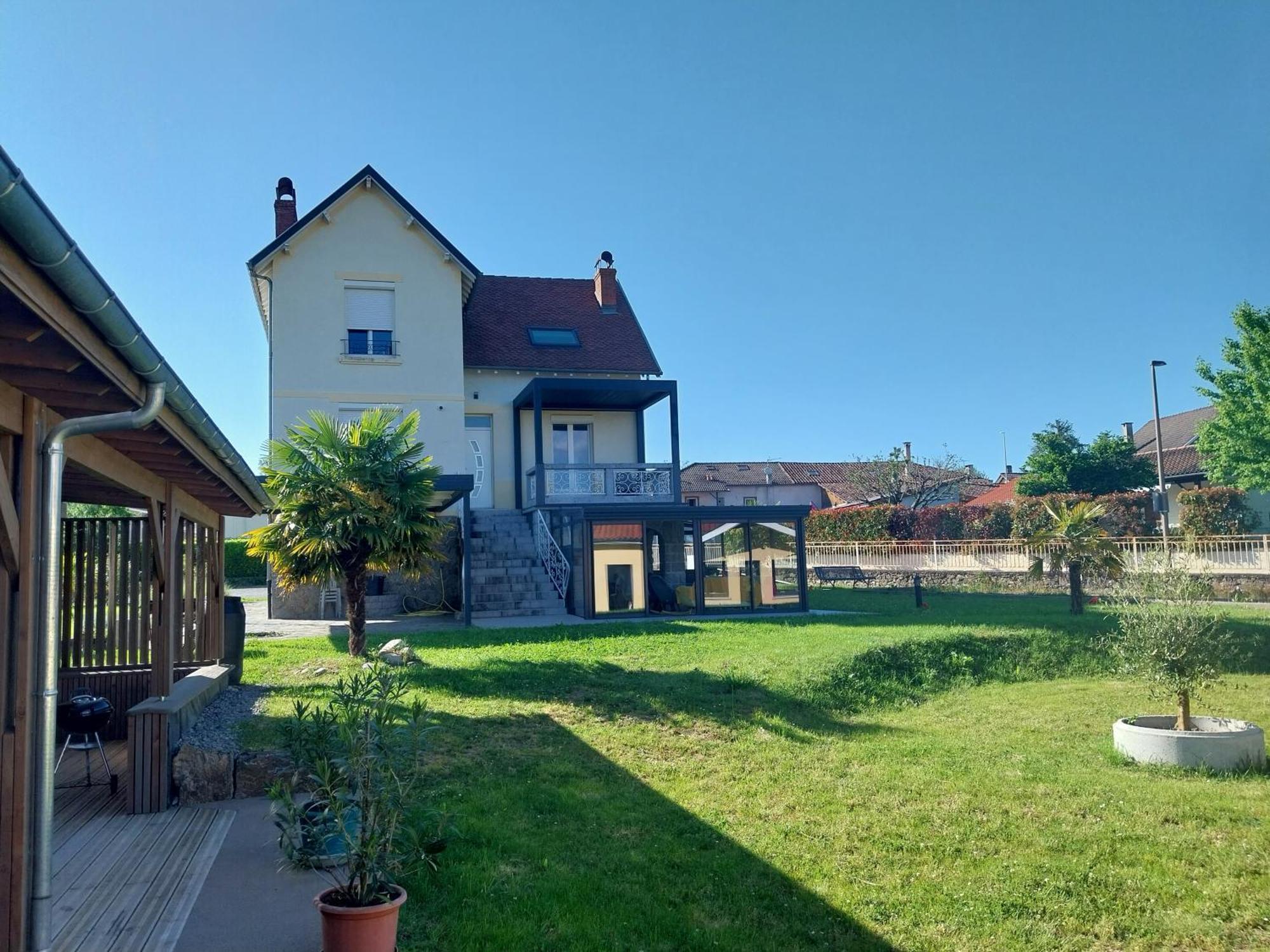 Logis Hotel Restaurant Cruzel Maurs Exteriör bild
